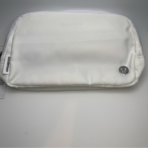 lululemon athletica Handbags - Lululemon Everywhere Belt Bag in White - NWT